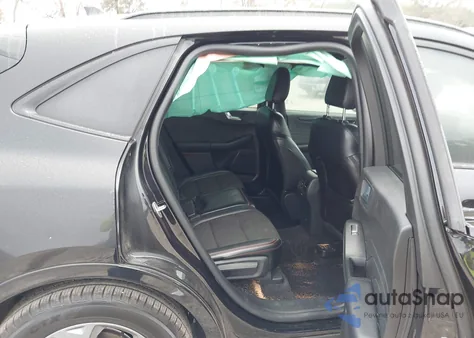 2024 Ford Escape St-Line z USA, uszkodzony, nr VIN 1FMCU0MN2RUA40315